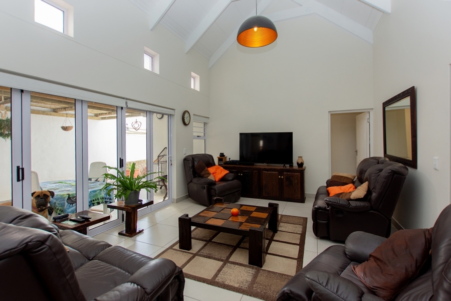 3 Bedroom Property for Sale in Paternoster Western Cape